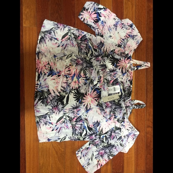 NYDJ Printed Ruffle Blouse Plus - Picture 4 of 6